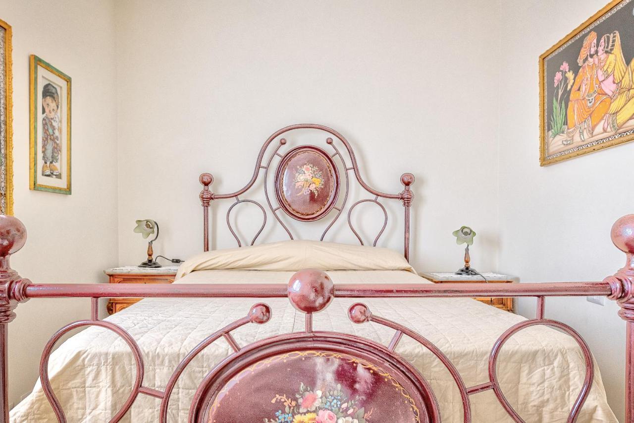 Villa Il Poggino - Modern House フォイアーノ・デッラ・キアーナ エクステリア 写真